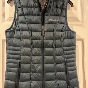 Columbia Teal Quilted Vest (SOLD)